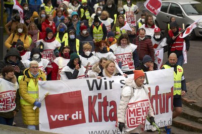 2022-04-07_Streik SuE in Frankfurt_FototeamHessen_RalfFroehlich (9).jpg